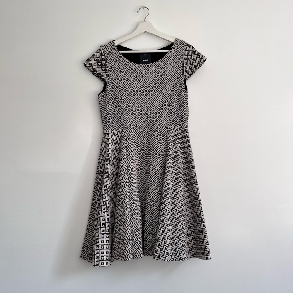 Maeve Anthropologie Geometric Print A Line Midi Dress Size Medium
